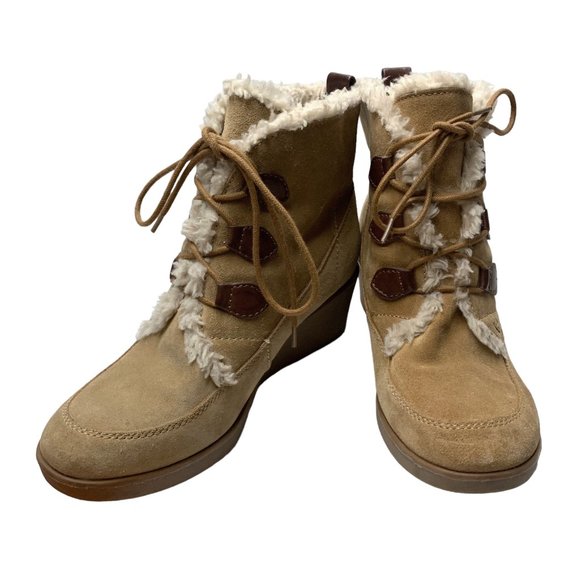 TOMMY HILFIGER Tan Suede Wedge Lace up Boots - Picture 9 of 10